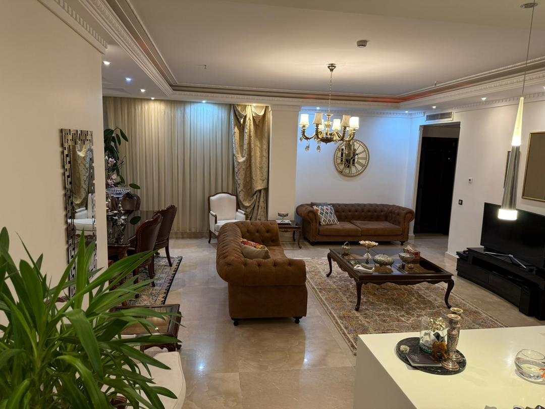  خرید آپارتمان در سعادت آباد 