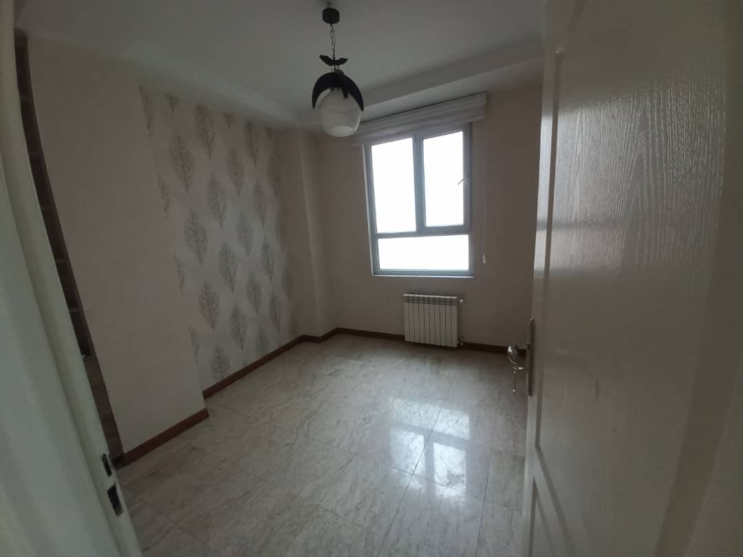  این خانه از اون زاویه 