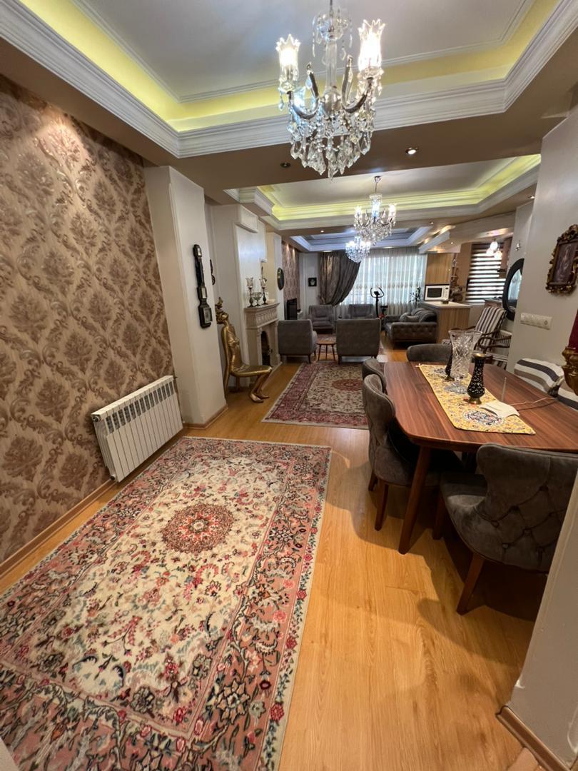  آپارتمان مسکونی در تهران 